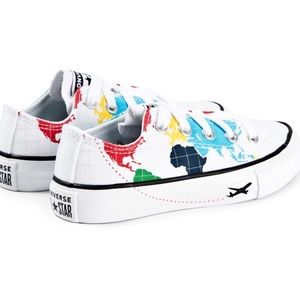 WHITE MAPS CHUCK TAYLOR ALL STAR TRAINERS